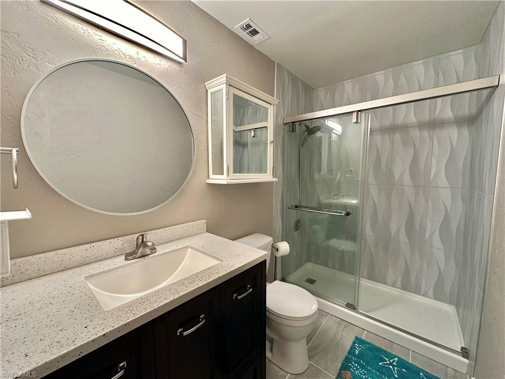 FOXMOOR LAKES - Residential Lease