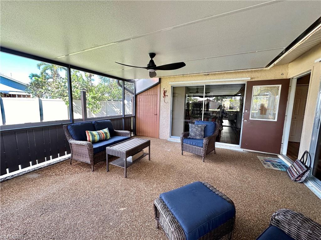 FOXMOOR LAKES - Residential Lease