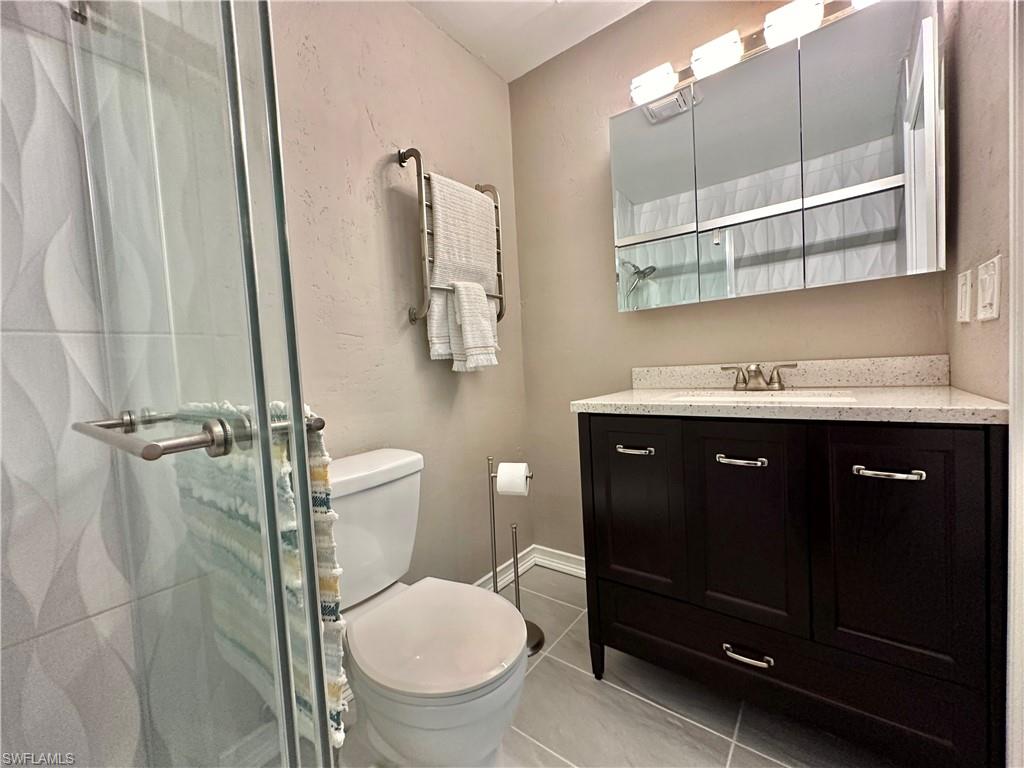 FOXMOOR LAKES - Residential Lease