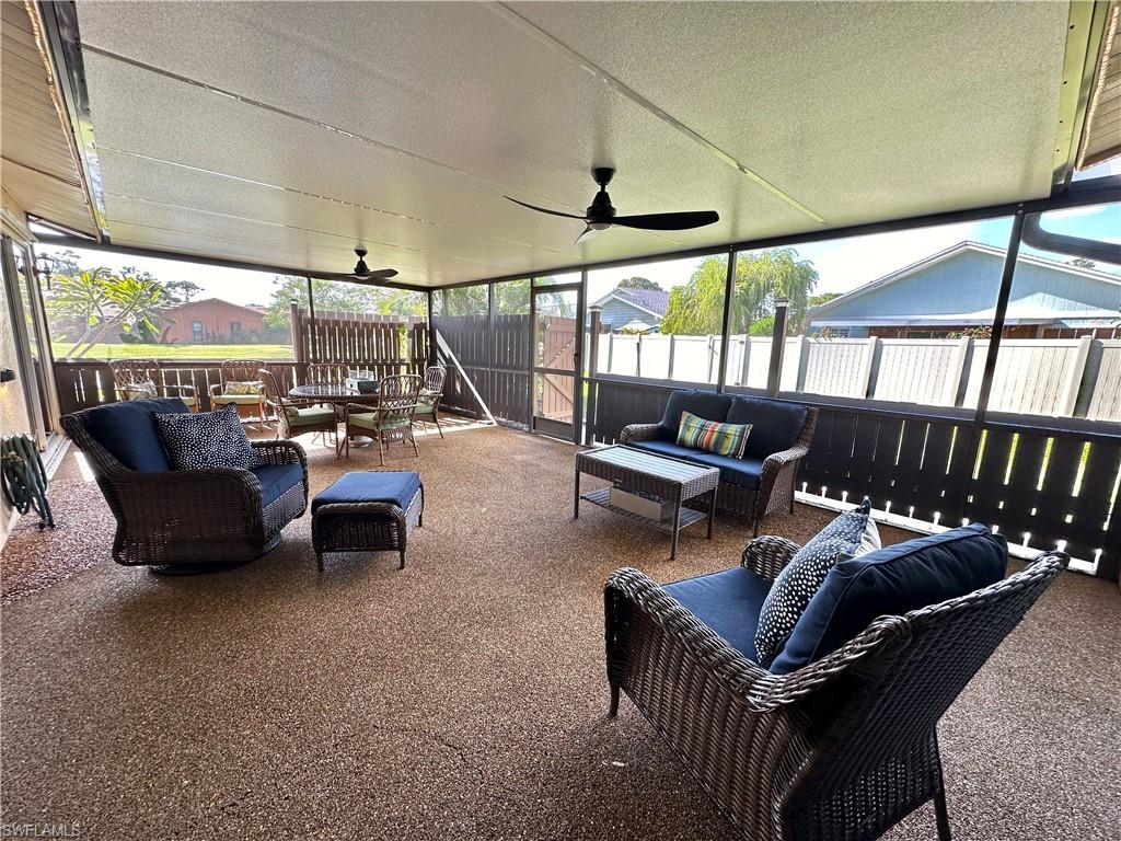 FOXMOOR LAKES - Residential Lease