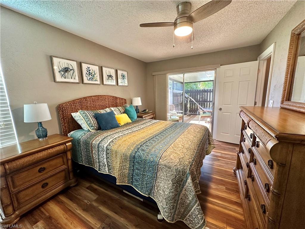 FOXMOOR LAKES - Residential Lease