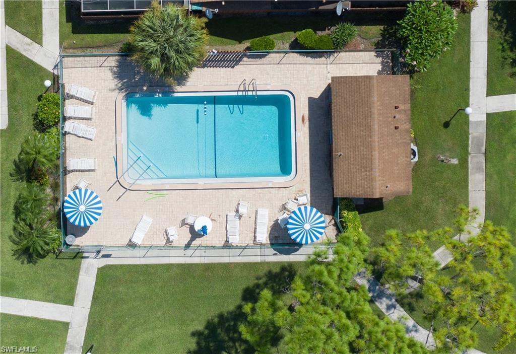 FOXMOOR LAKES - Residential Lease