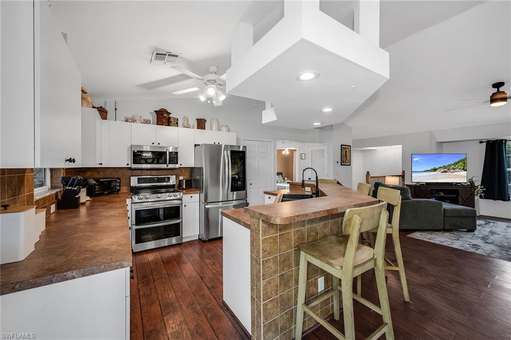 GOLDEN GATE ESTATES - Residential