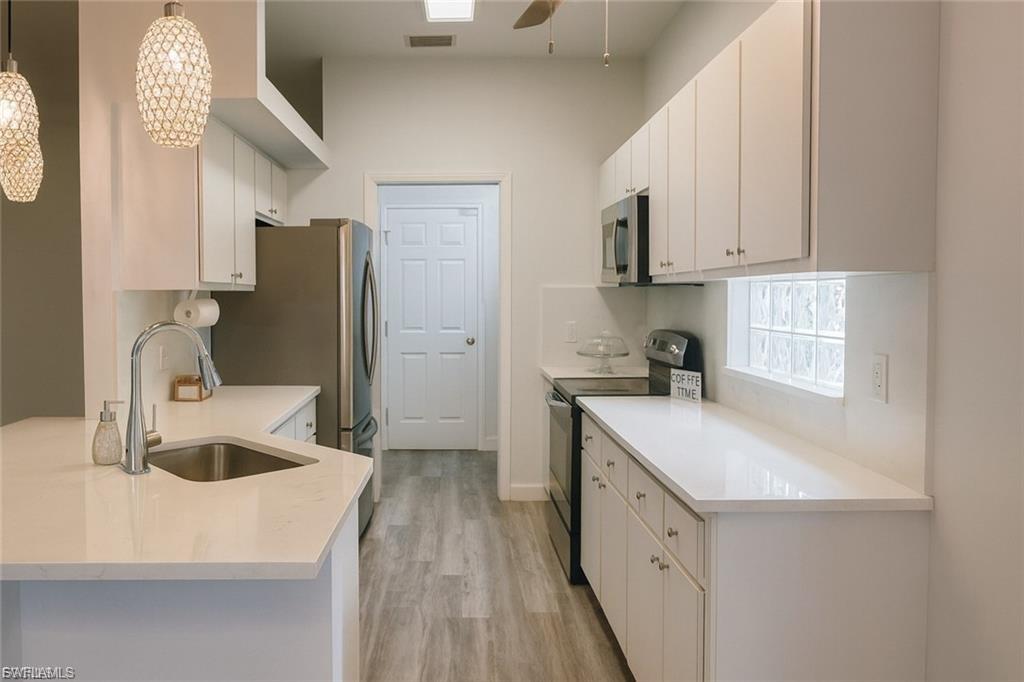 ISLAND CLUB AT CORKSCREW WOODLANDS - Residential Lease