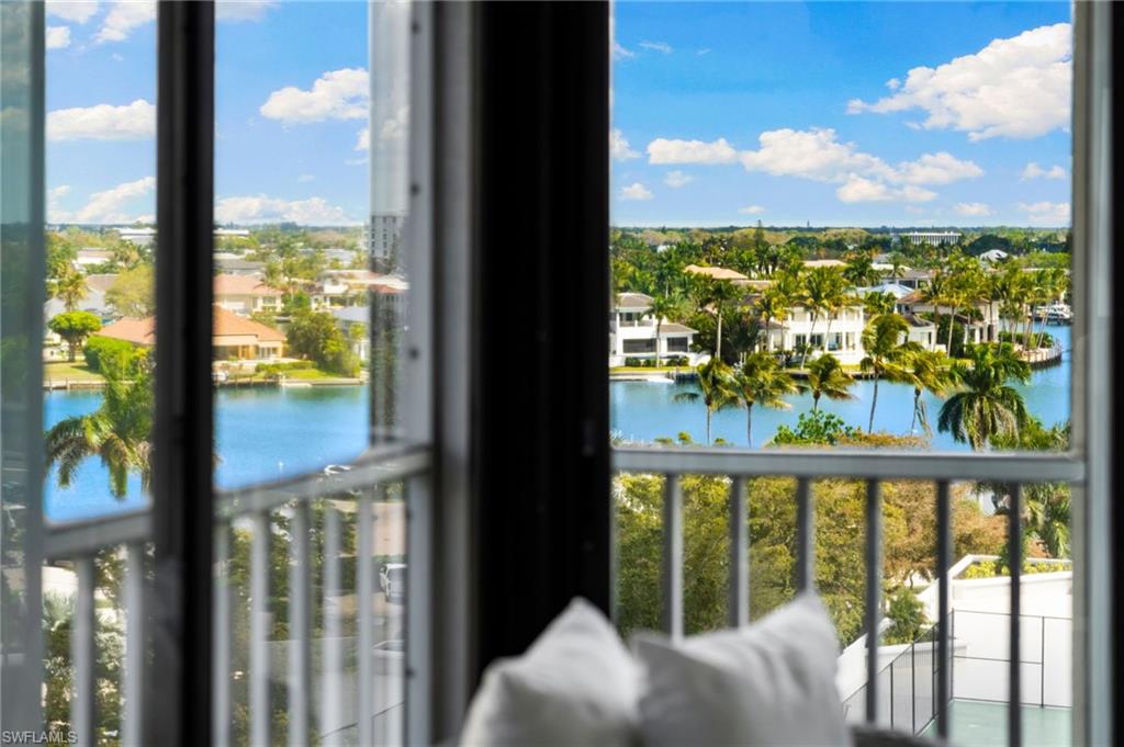 MONACO BEACH CLUB - Residential