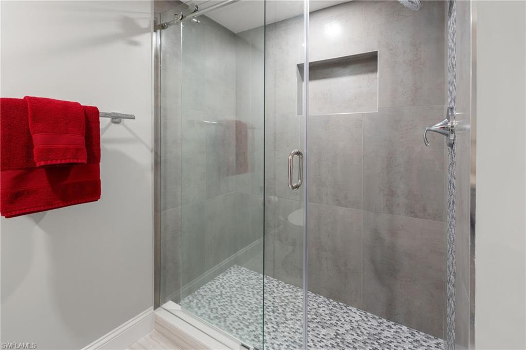 MONACO BEACH CLUB - Residential