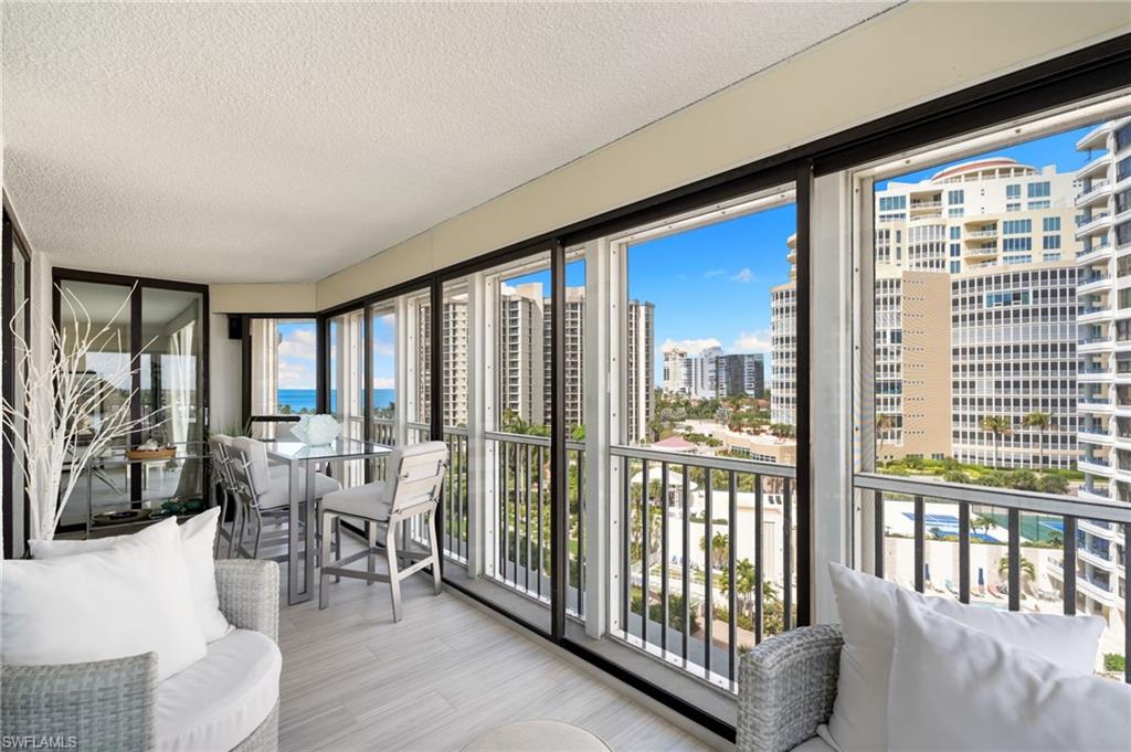 MONACO BEACH CLUB - Residential