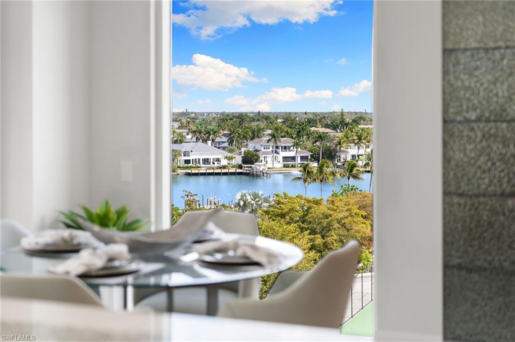 MONACO BEACH CLUB - Residential