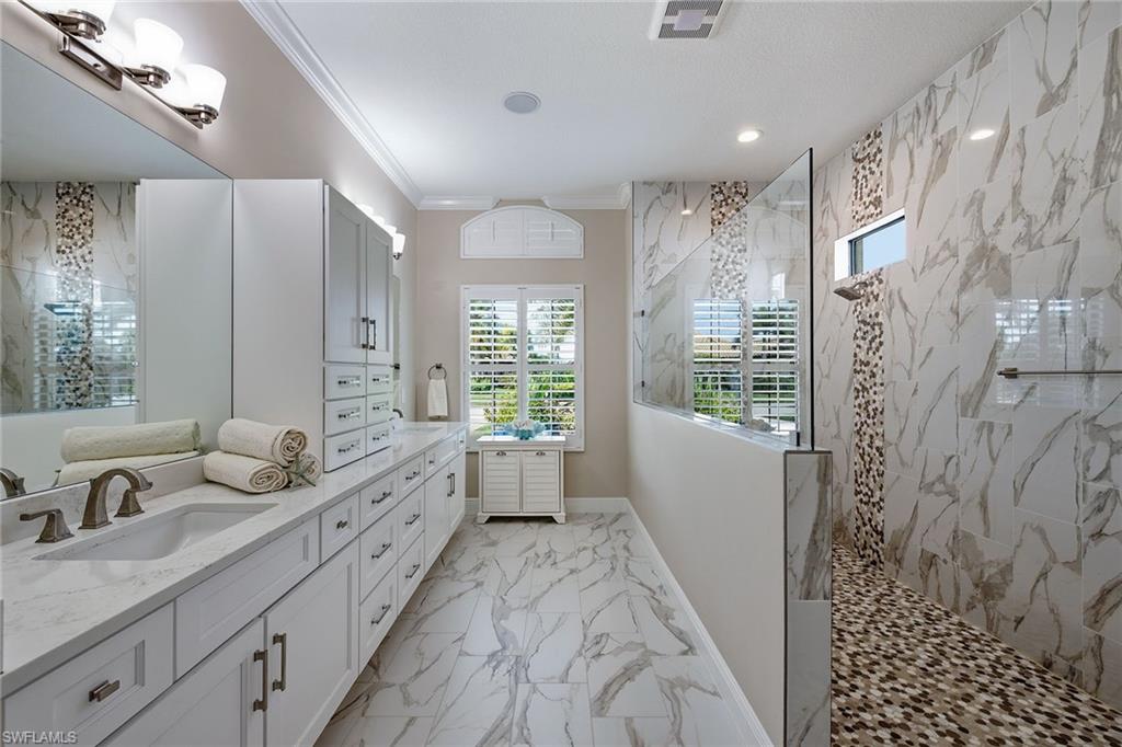 BONITA LAKES - Residential