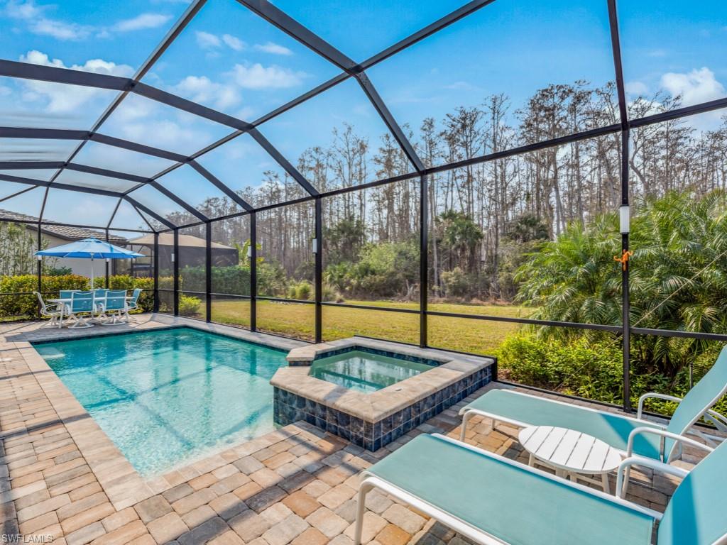 CORKSCREW SHORES - Residential