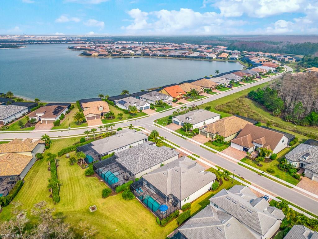 CORKSCREW SHORES - Residential