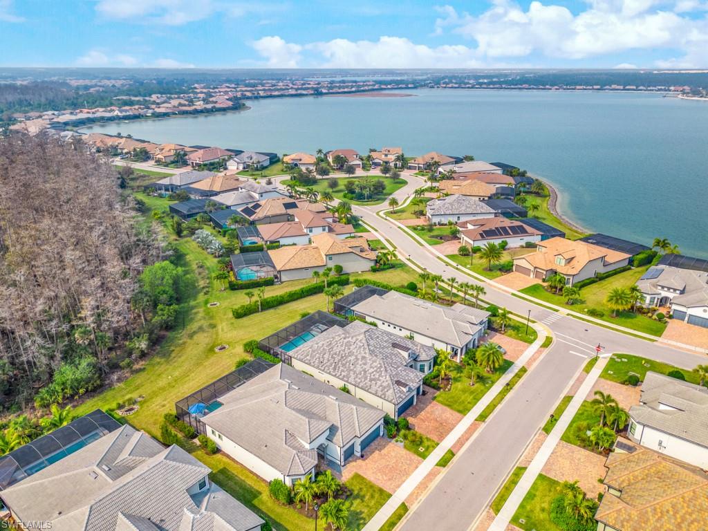 CORKSCREW SHORES - Residential