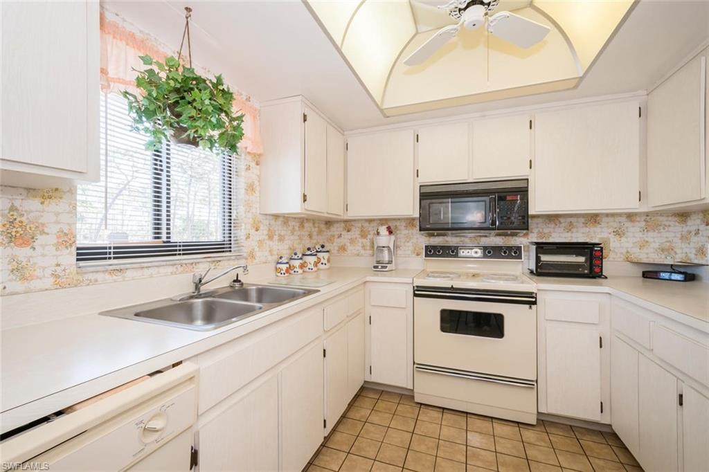 AUGUSTA COURT - Residential