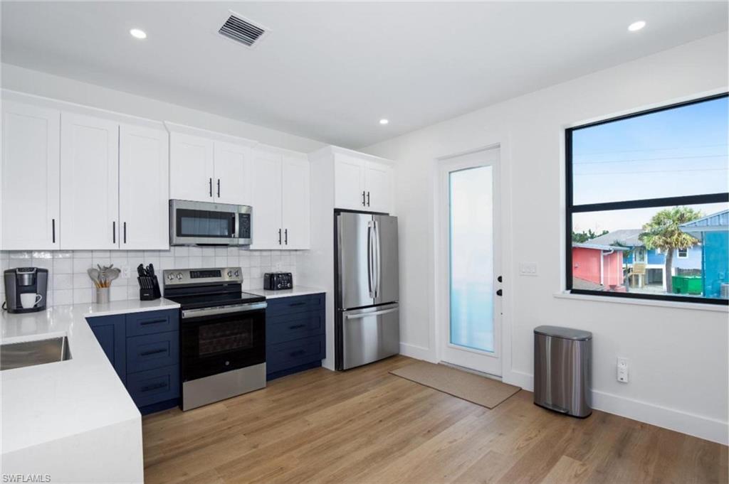 LYNNS HIGHLAND PARK - Residential