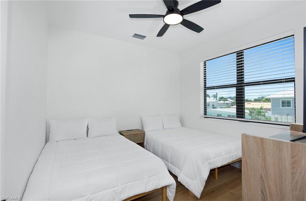 LYNNS HIGHLAND PARK - Residential