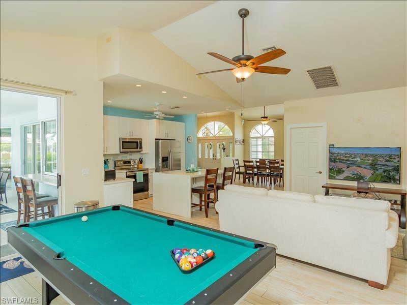 MARCO ISLAND - Residential