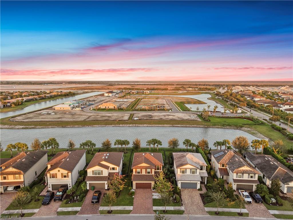 AVALON PARK - Residential