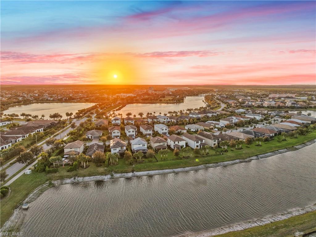 AVALON PARK - Residential