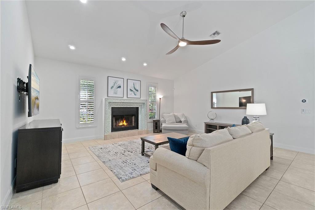 RIVER RIDGE - Residential