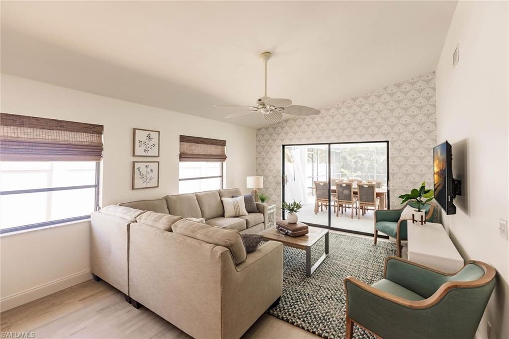 NAPLES PARK - Residential