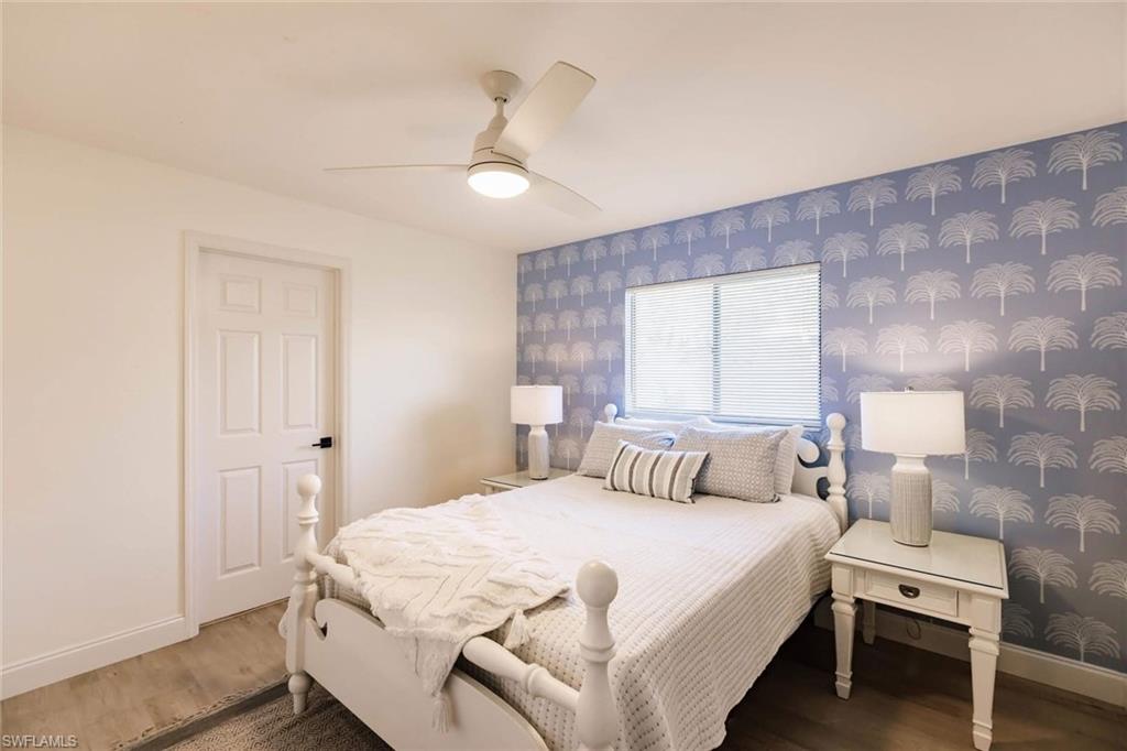 NAPLES PARK - Residential