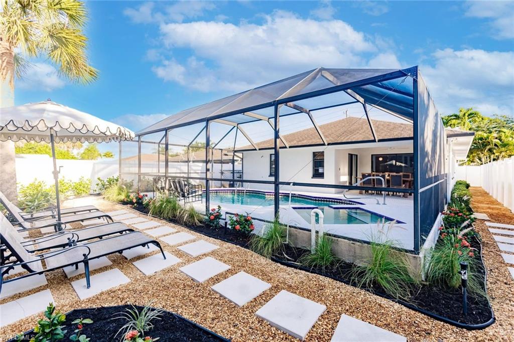 NAPLES PARK - Residential