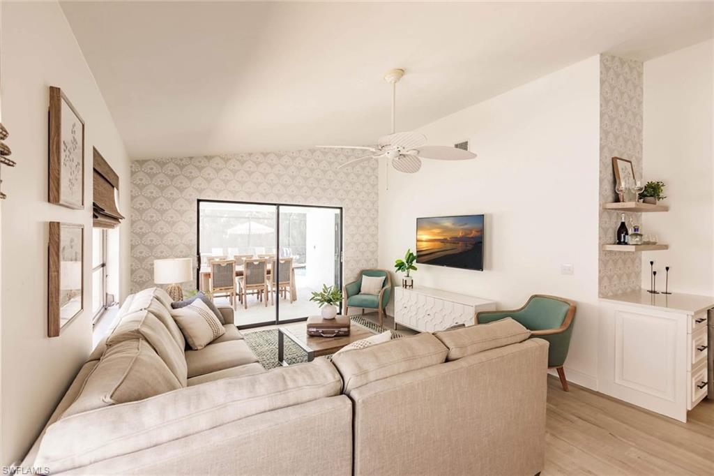 NAPLES PARK - Residential