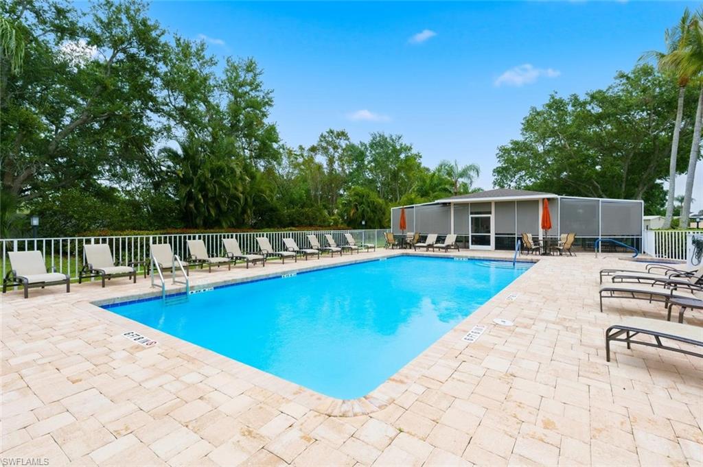 COUNTRY GLEN - Residential