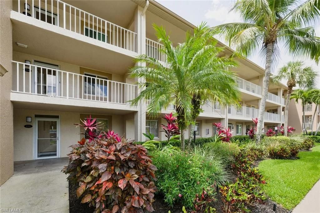 Photo of 7340 Glenmoor LN #3207, NAPLES, FL 34104 (MLS # 226017227)