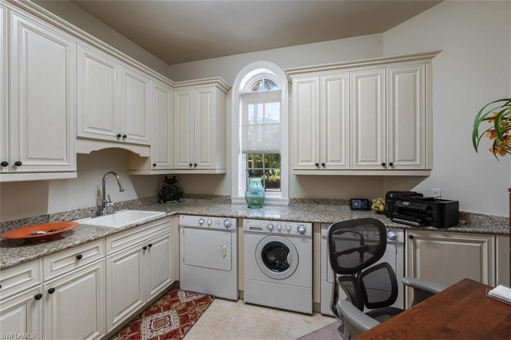 PRATO GRAND ESTATES - Residential