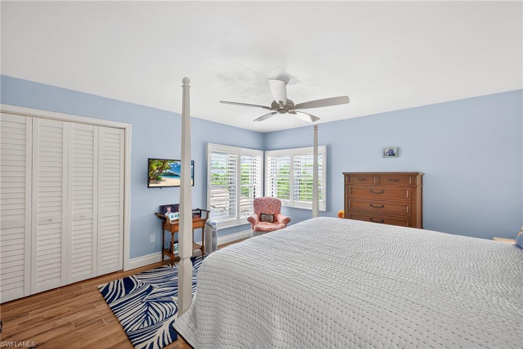 VILLAS OF PARK SHORE - Residential