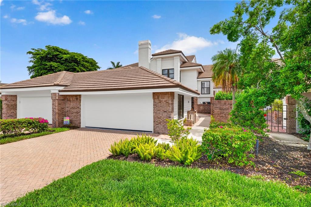 VILLAS OF PARK SHORE - Residential
