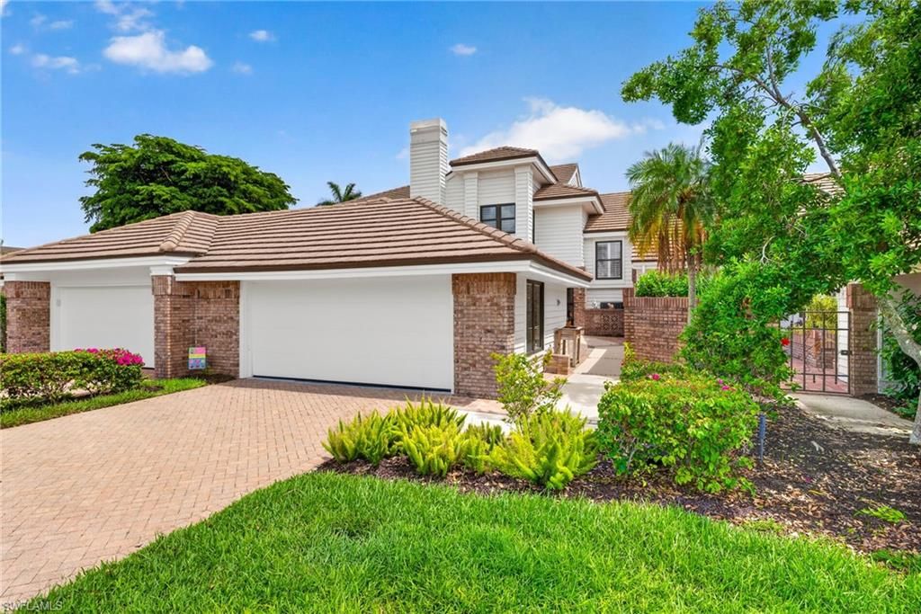 Photo of 4030 Crayton RD #C2, NAPLES, FL 34103 (MLS # 226020607)