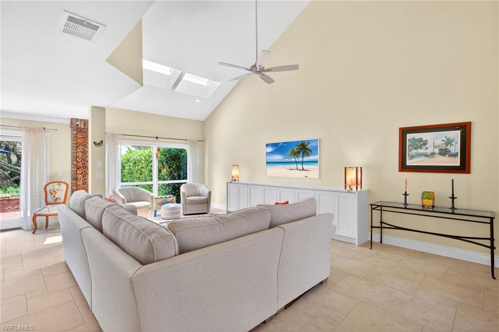 VILLAS OF PARK SHORE - Residential