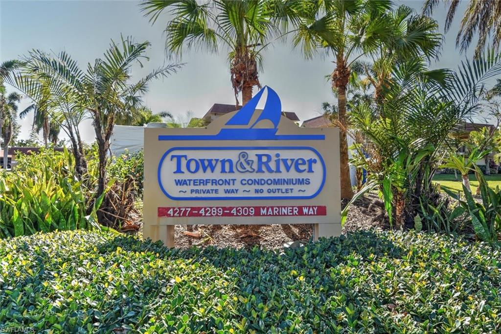 TOWN AND RIVER - Residential