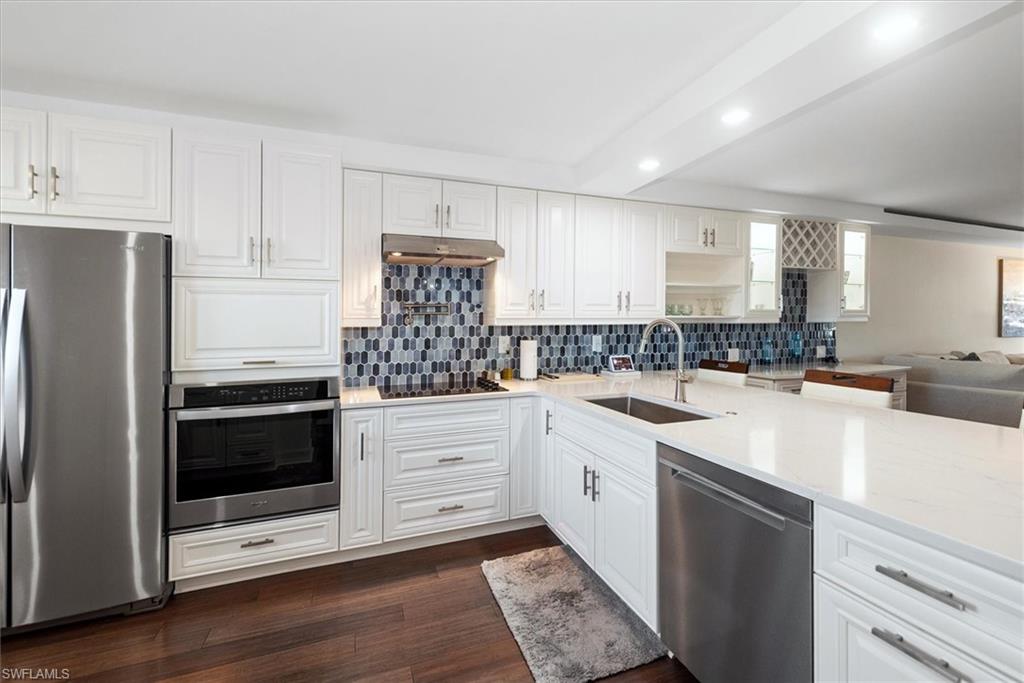 TOWN AND RIVER - Residential