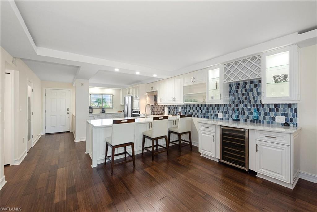 TOWN AND RIVER - Residential