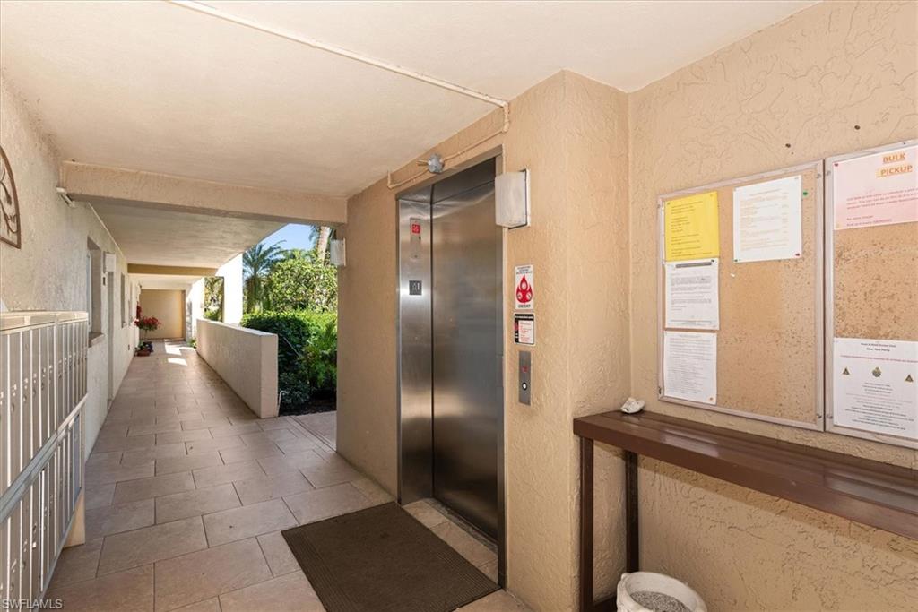 TOWN AND RIVER - Residential