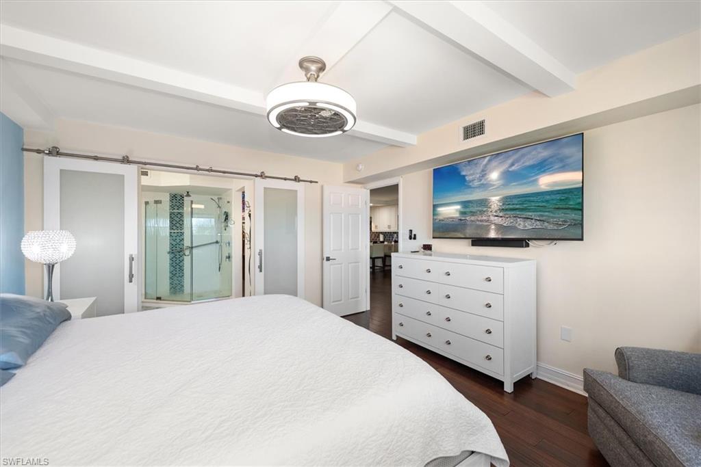 TOWN AND RIVER - Residential