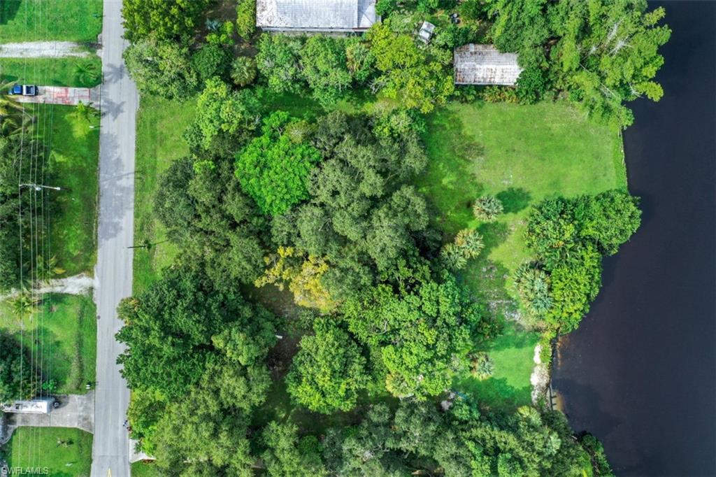 FORT MYERS - Land
