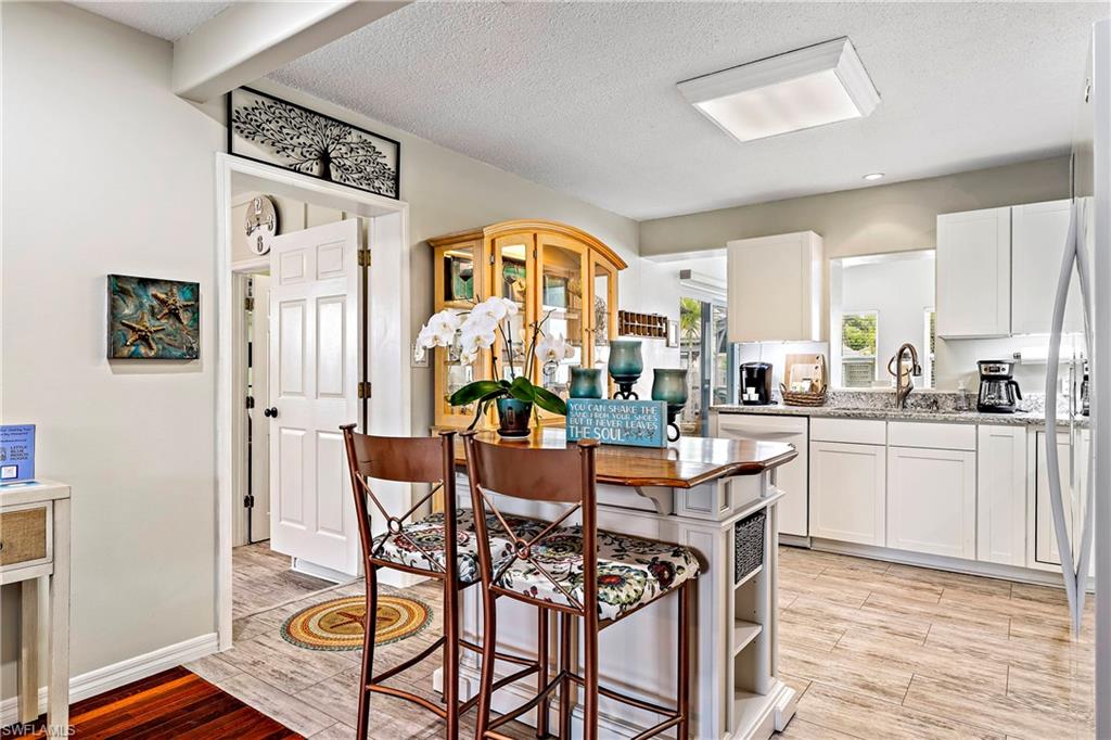 NAPLES PARK - Residential