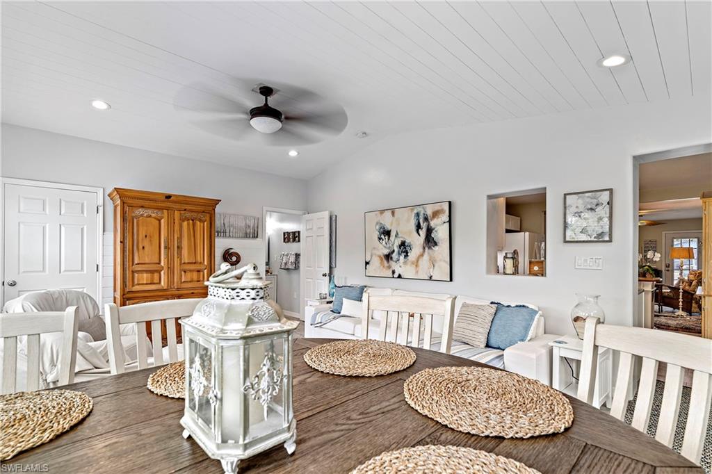 NAPLES PARK - Residential