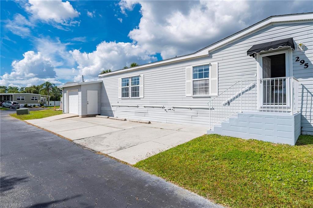 PORT CHARLOTTE - Residential