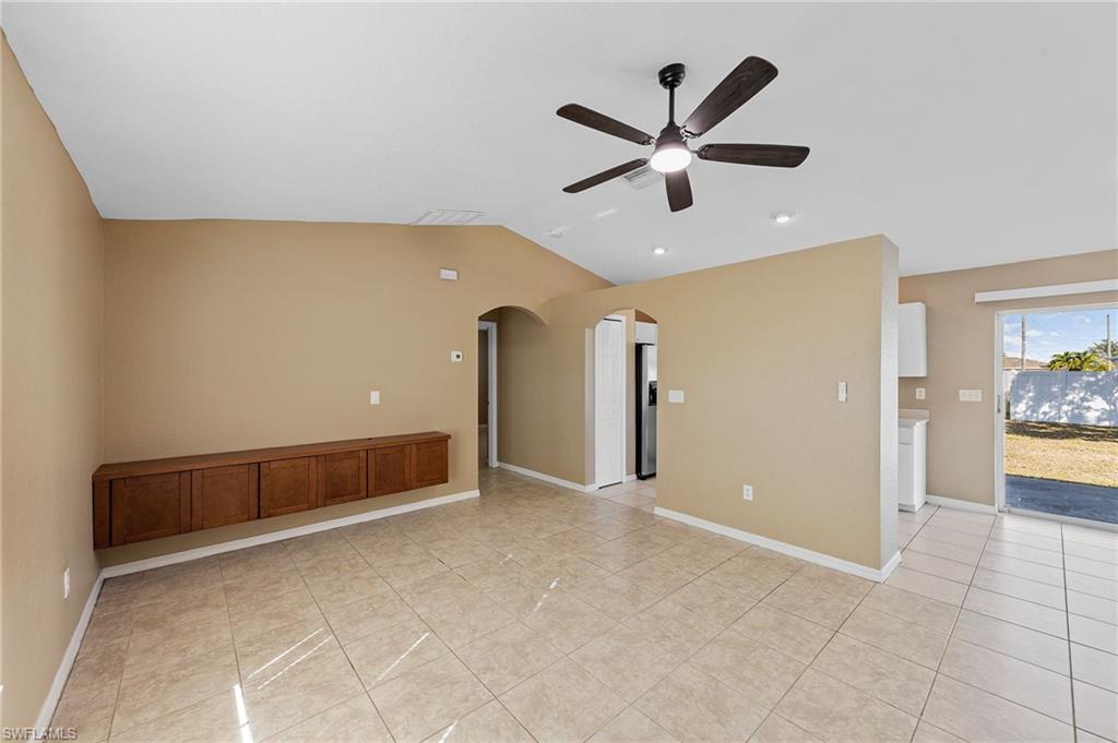 CAPE CORAL - Residential