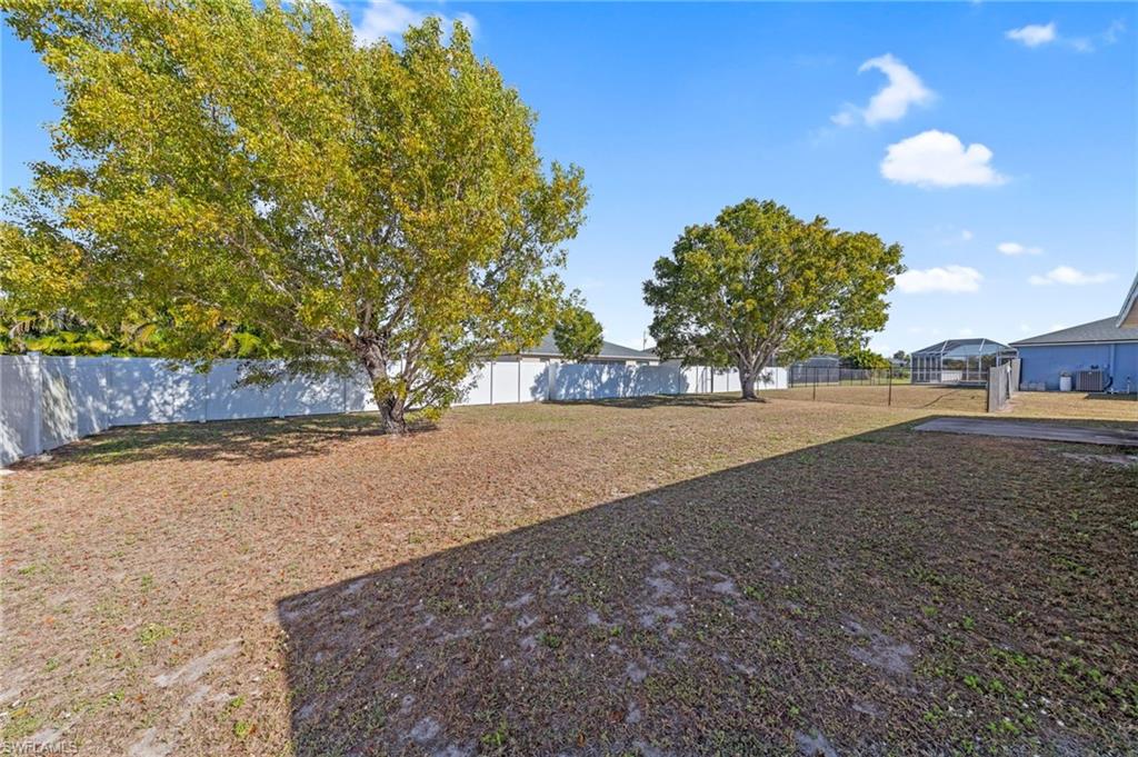 CAPE CORAL - Residential