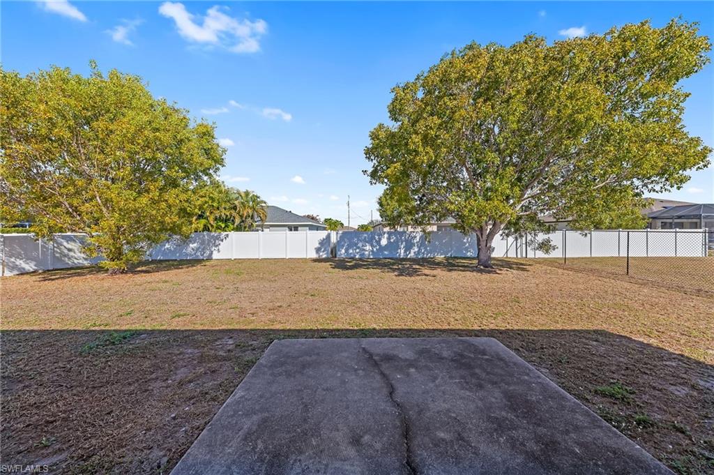 CAPE CORAL - Residential