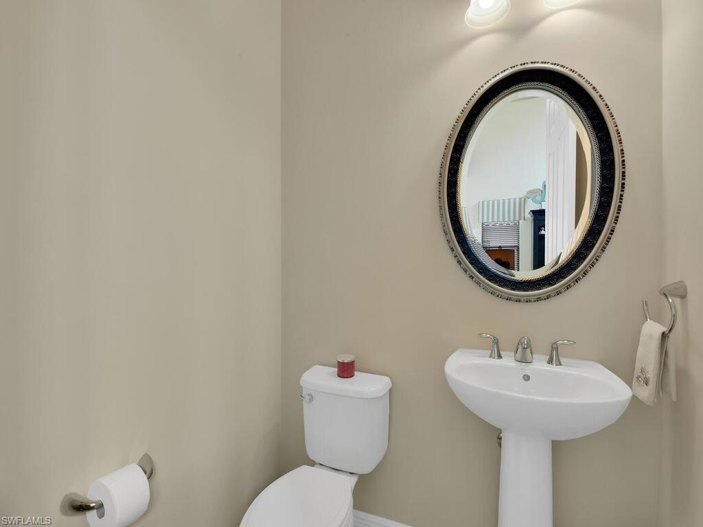 BONITA LAKES - Residential