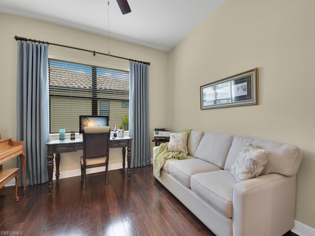 BONITA LAKES - Residential