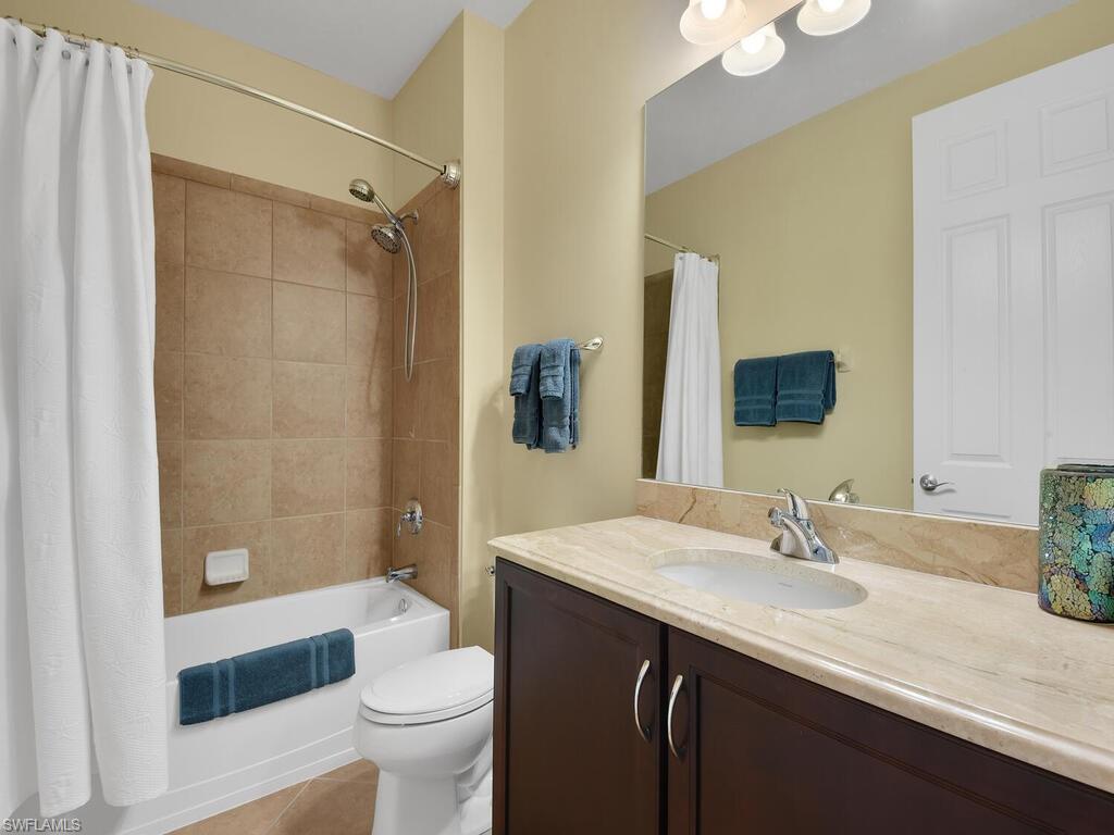 BONITA LAKES - Residential