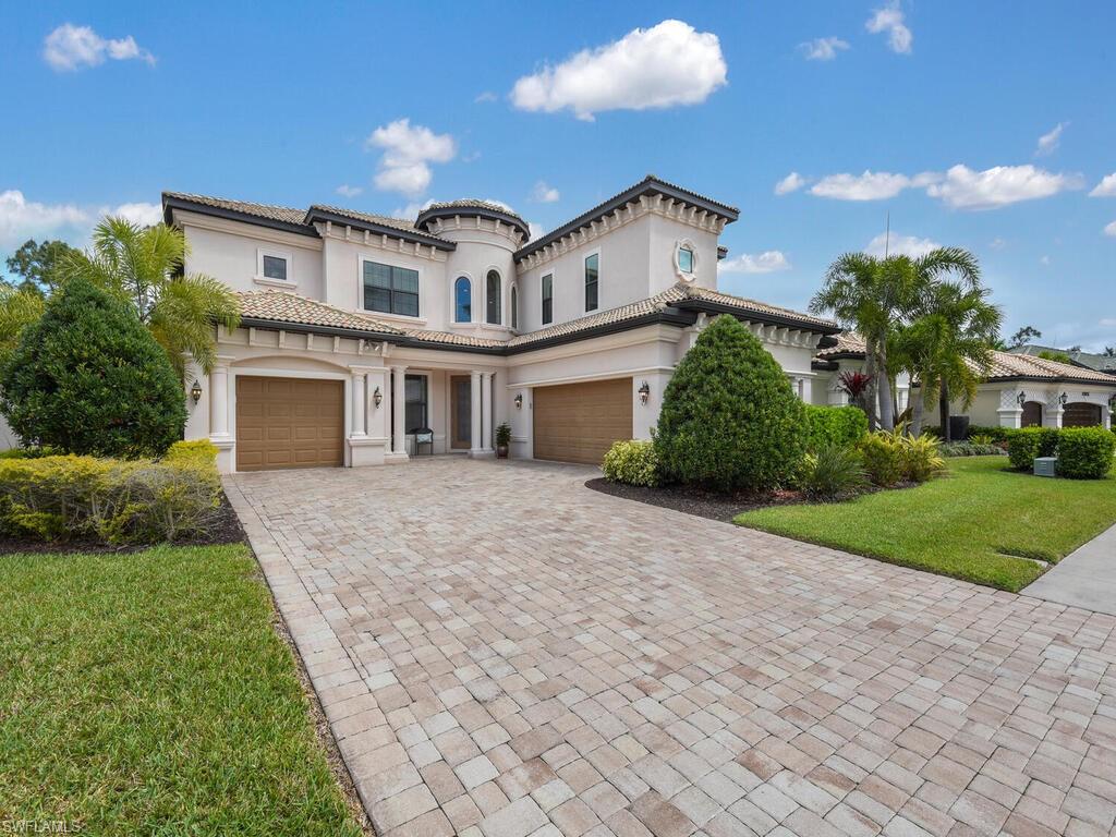 BONITA LAKES - Residential